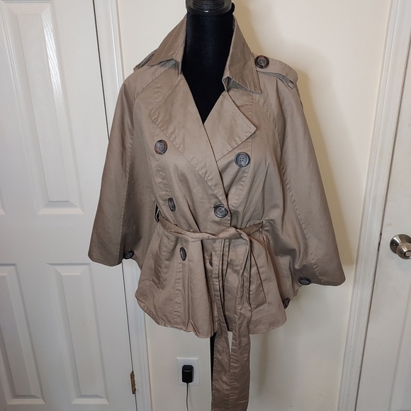 DOUBLE zero jacket/poncho - Picture 9 of 10